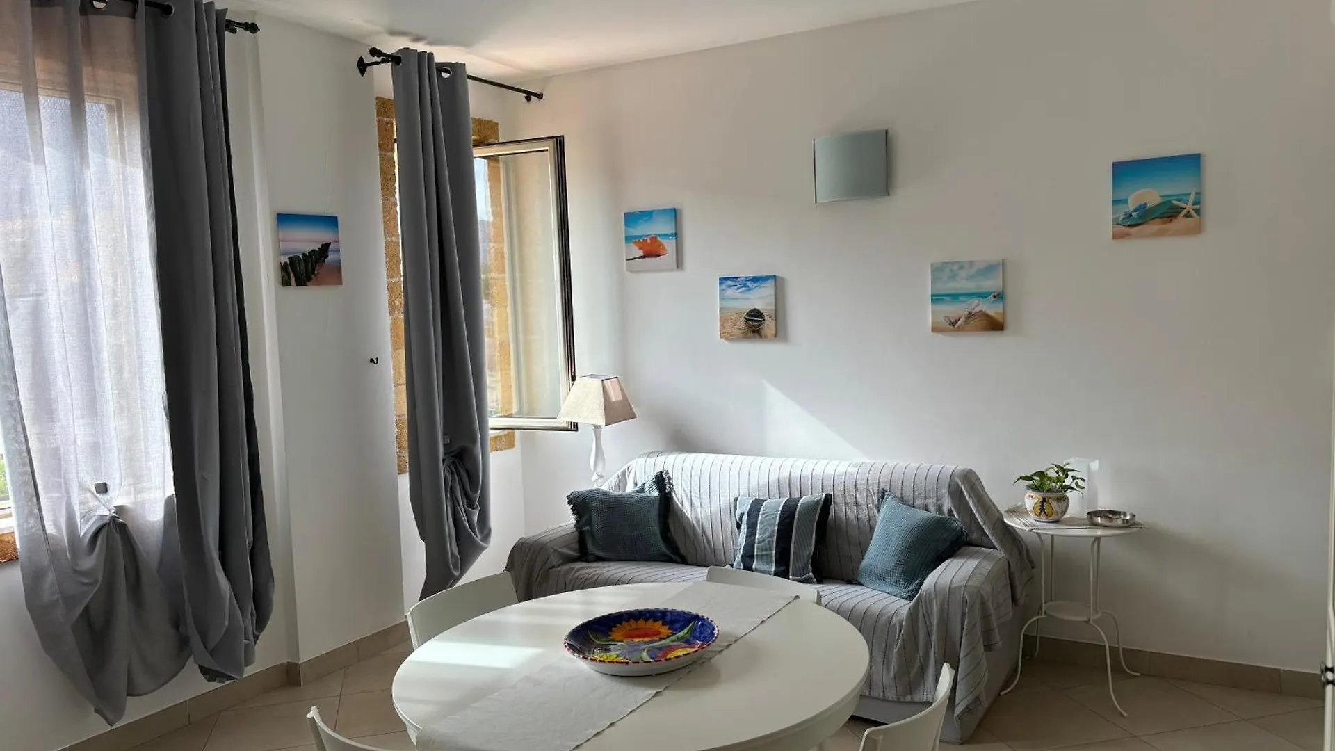 Athena Apartments Mondello Beach Palermo 0*,  Italy