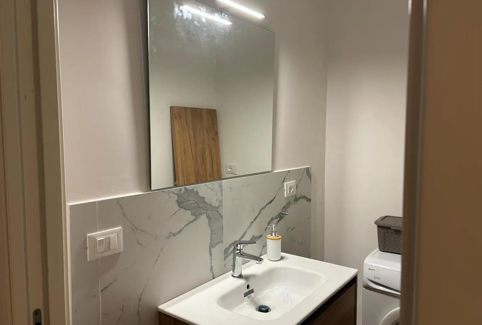 Athena Apartments Mondello Beach Palermo 0*,  Italy