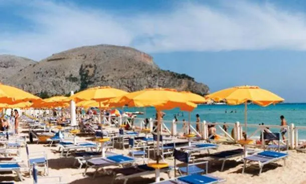 Athena Apartments Mondello Beach 팔레르모
